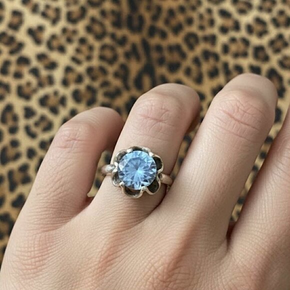 Genuine Aquamarine Set on a genuine 925 silver ring - Picture 1 of 5